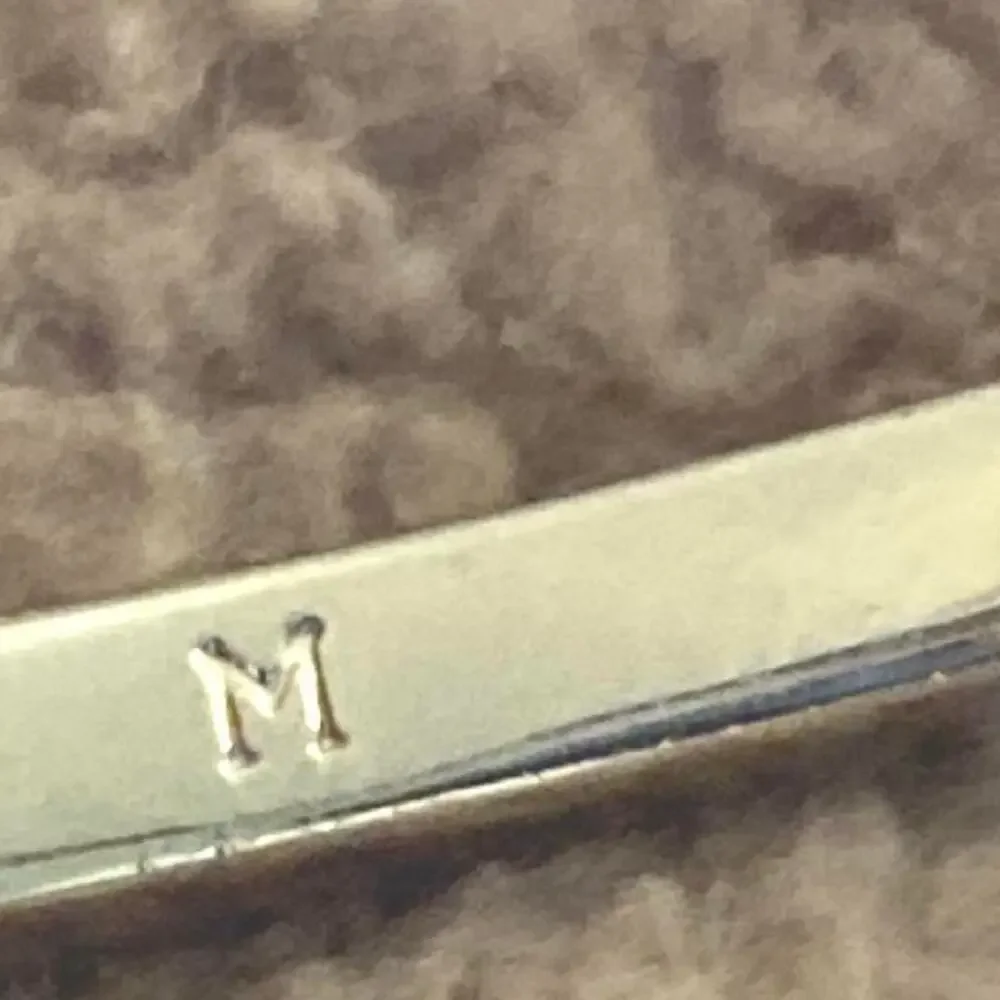 Retired Swarovski “Bolt” Crystal Bangle Bracelet Silver Medium M 5081365